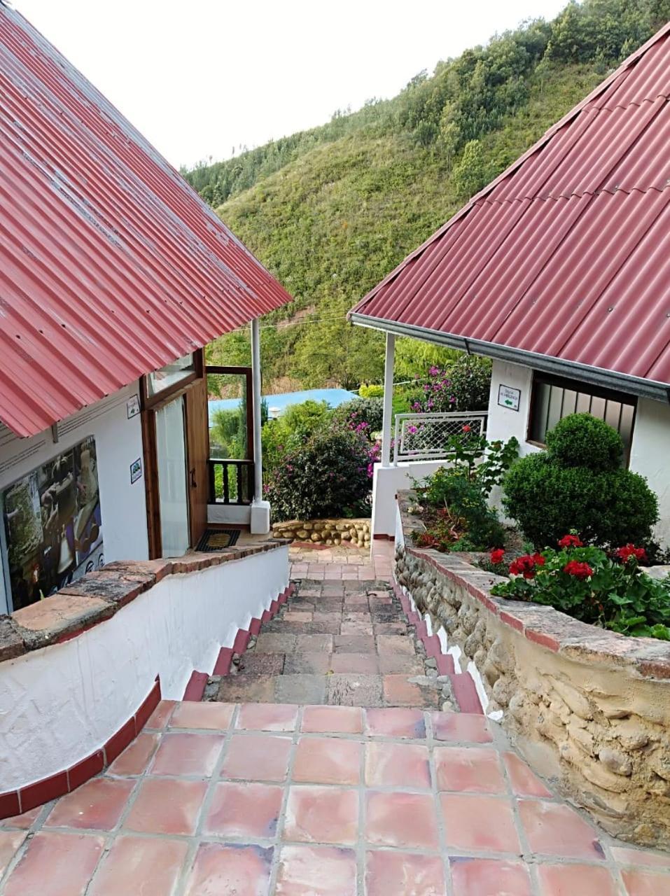 Hotel Cabanas El Rincon De Las Campanas Nobsa Bagian luar foto