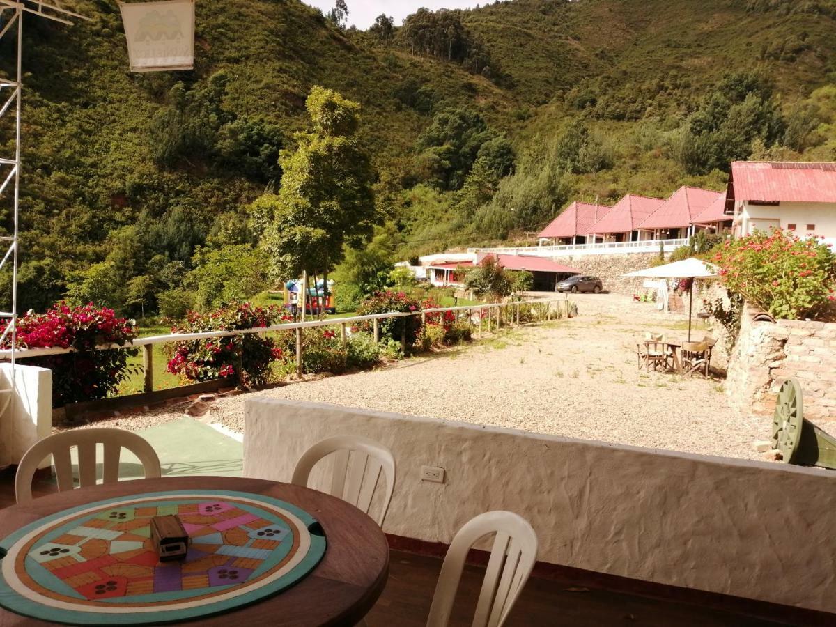 Hotel Cabanas El Rincon De Las Campanas Nobsa Bagian luar foto